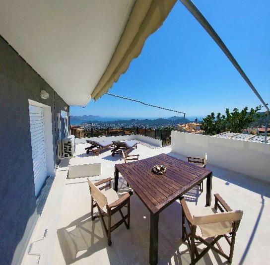 "Stergiou Luxury Apartments" Με Κοινη Πισινα Saronida エクステリア 写真