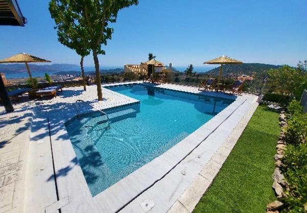 "Stergiou Luxury Apartments" Με Κοινη Πισινα Saronida エクステリア 写真